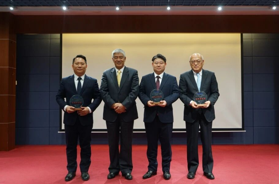 十八載同行，感恩信賴｜力源科技榮獲客戶頒發(fā)"優(yōu)秀供應商"稱號